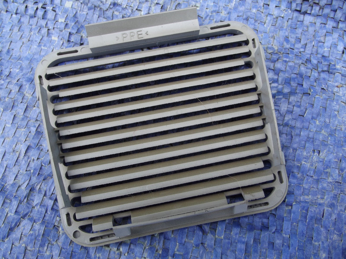 CENTRAL MIDDLE HIGH BRAKE LIGHT ACCRESS GRILL from BMW E36 3 SERIES COUPE