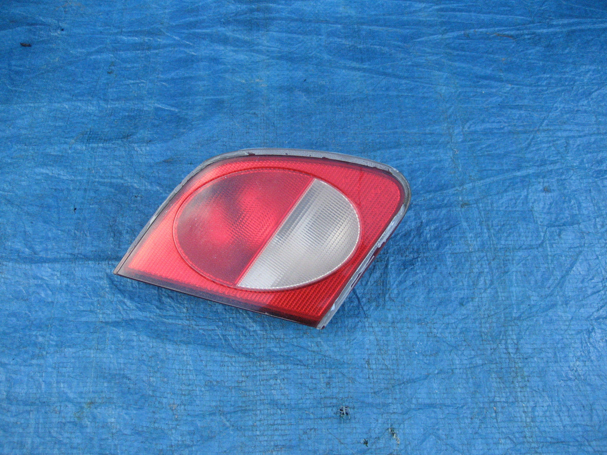 BOOT LID REVERSE LIGHT SECTION LEFT SIDE from MERCEDES BENZ W210 E200 E CLASS