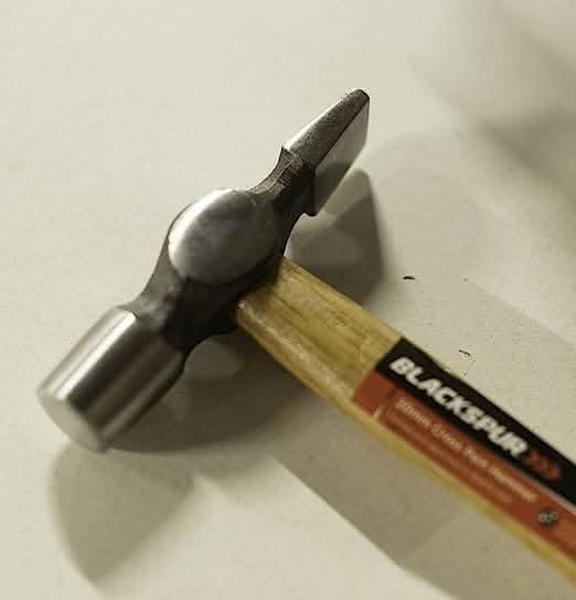 Traditional Pin Hammer with Wooden Handle 20mm