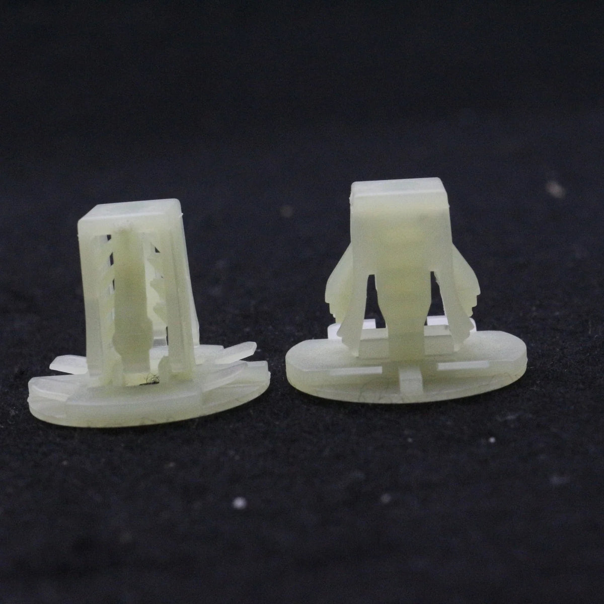 BMW Underfloor Shield Retainer Clip - Trim Panel Fastener 07149248255