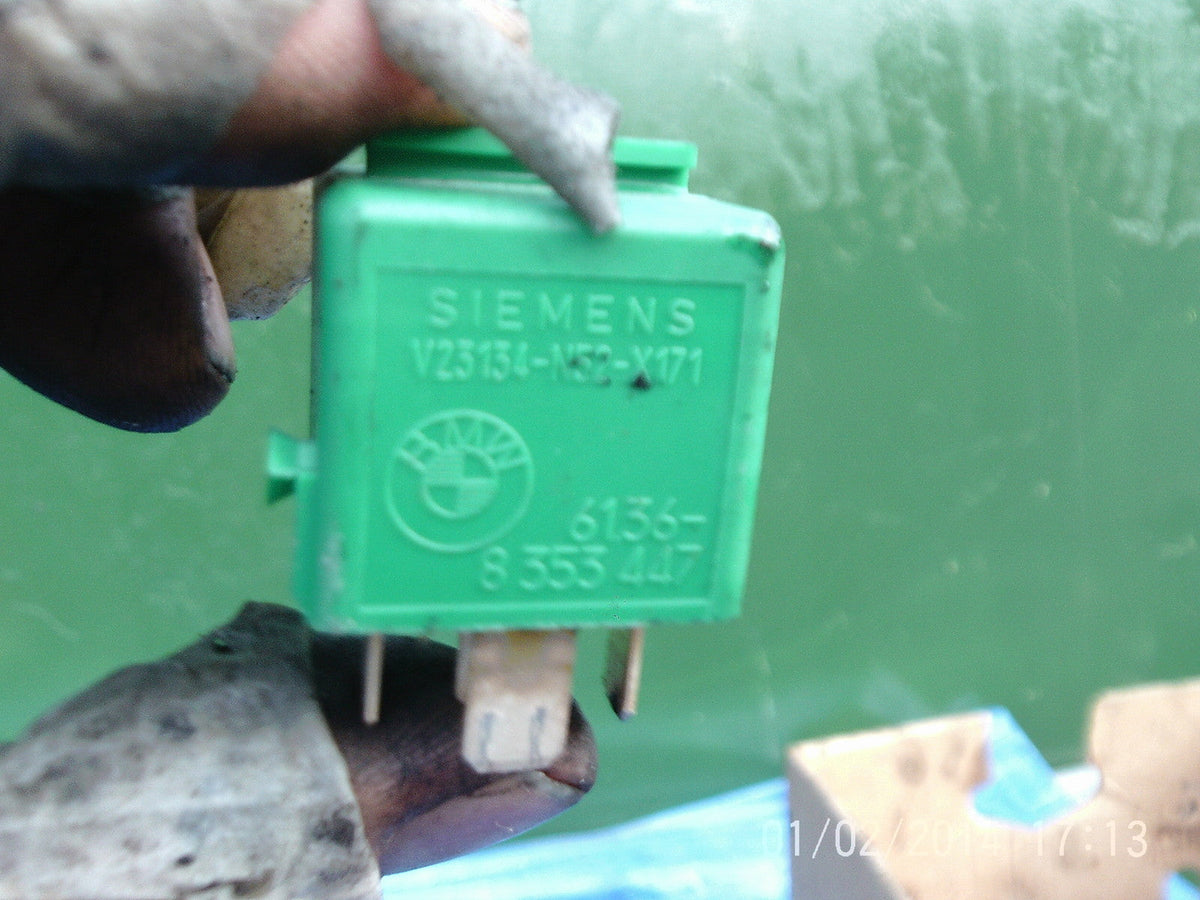 61368353447 RELAY  from BMW E36 316 Ti COMPACT