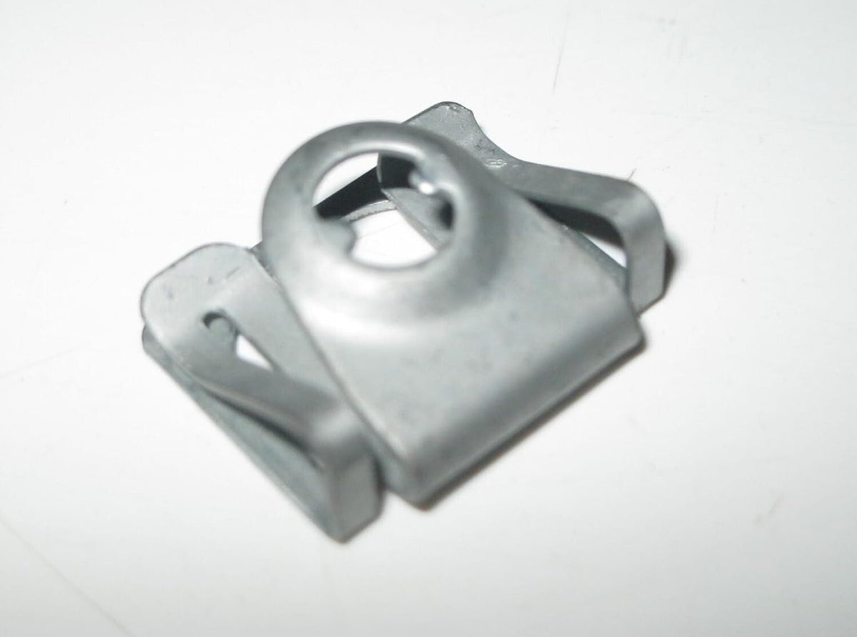 BMW C-Clip Sheet Metal Nut Clamp 5 7 SERIES 20x PCS 51718176503