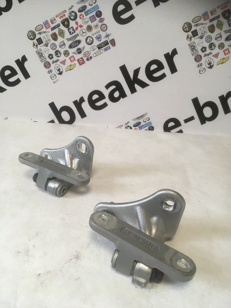 Door Hinge Pair Front Left Side From a Mercedes C Class W203 00-05