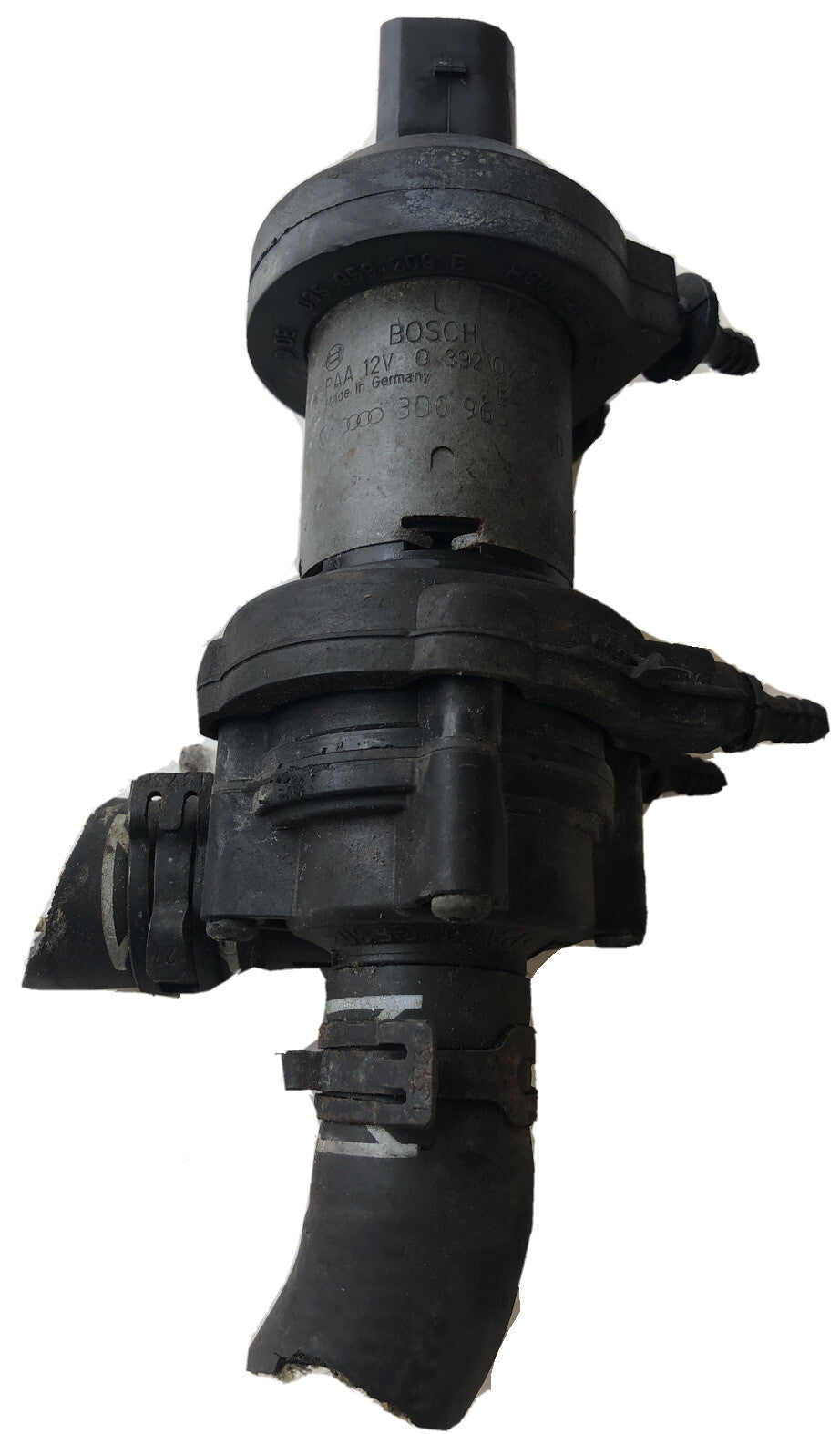 Auxiliary Water Pump 3D0965561D From a Porsche 955 Cayenne 01-06
