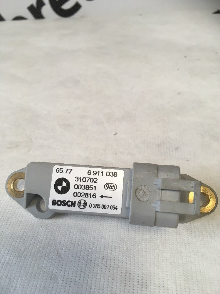 6911038 Side Impact Air Bag Sensor From a BMW 3 E46 Face lift