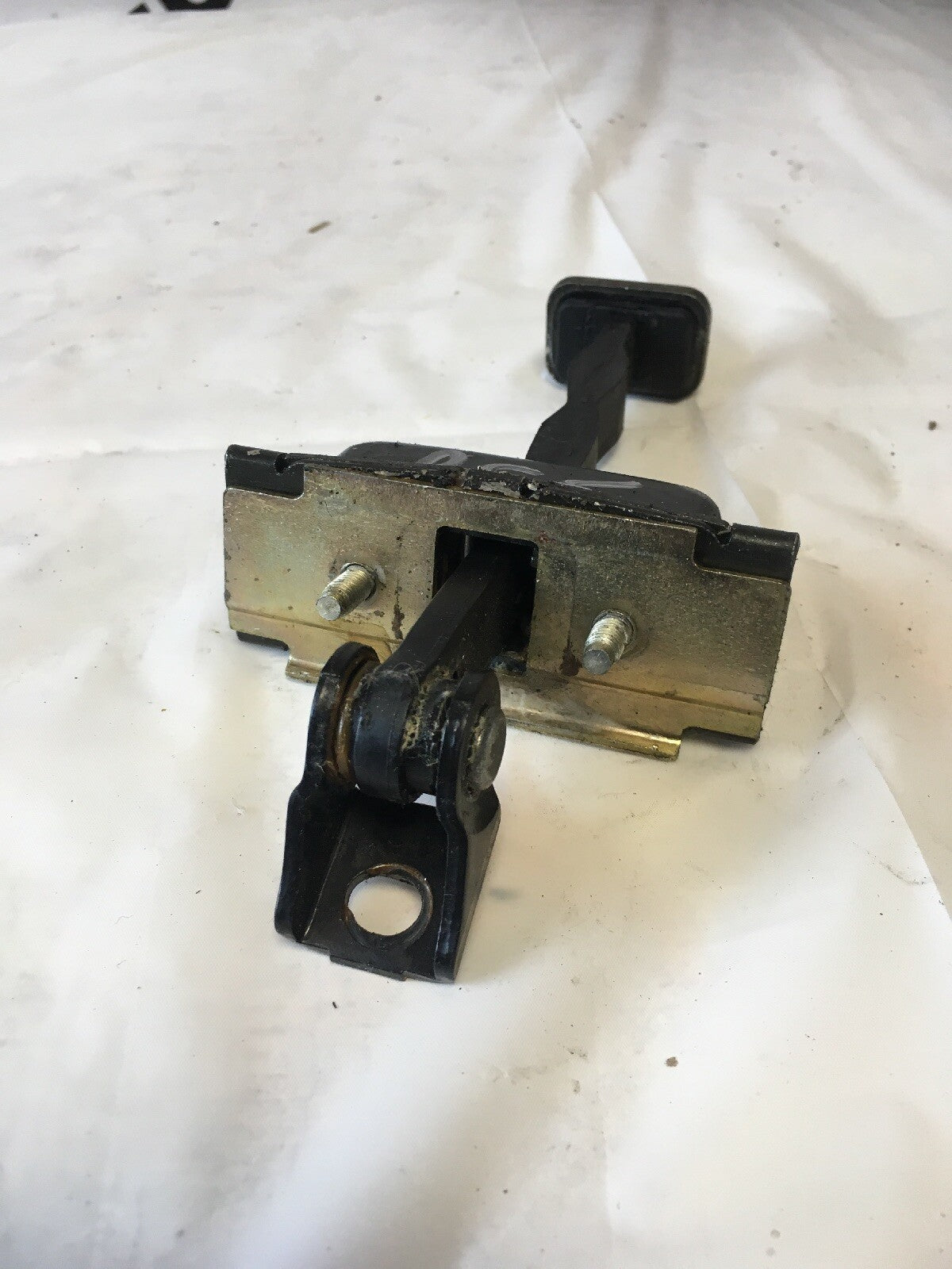 Door Open Check Strap Front Left From MERCEDES W163 ML270 CDI 2004