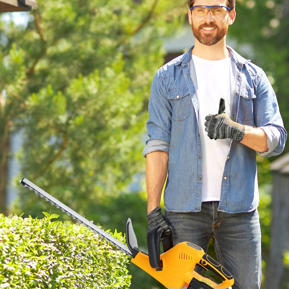 Outsunny Cordless Hedge Trimmer, Electric Hedge Cutter with 51cm Blade, Brushless Motor and 2 x 4.0Ah Batteries for Branches, Shrubs, Twigs, Orange