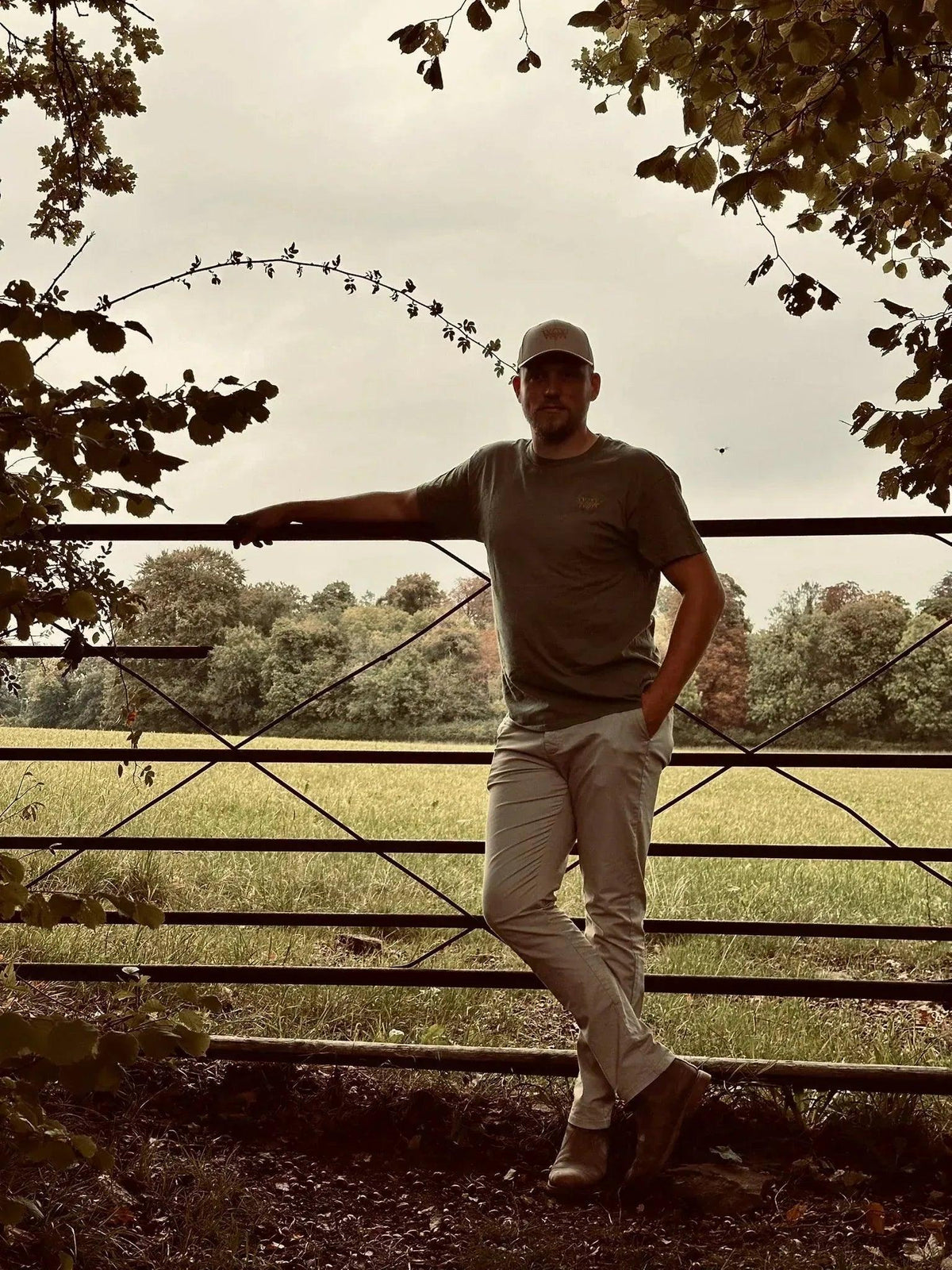 WanderWest Outpost Tee – Military Green