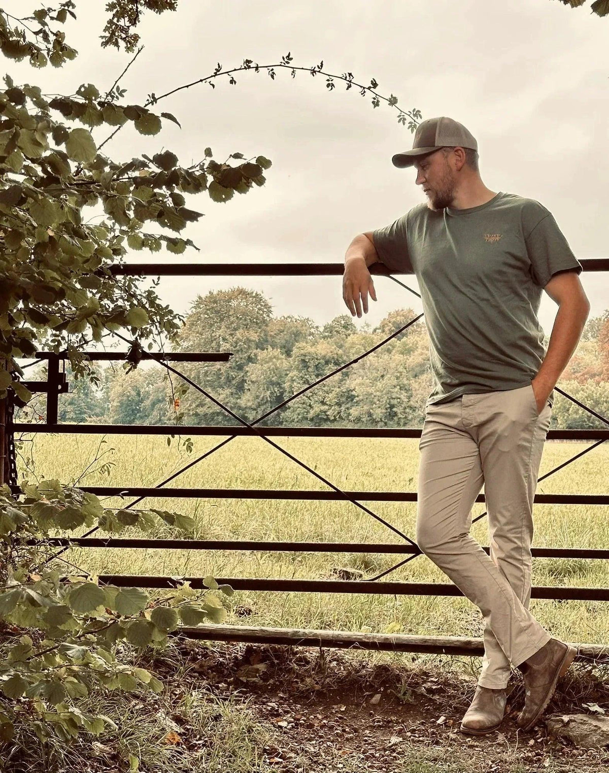 WanderWest Outpost Tee – Military Green