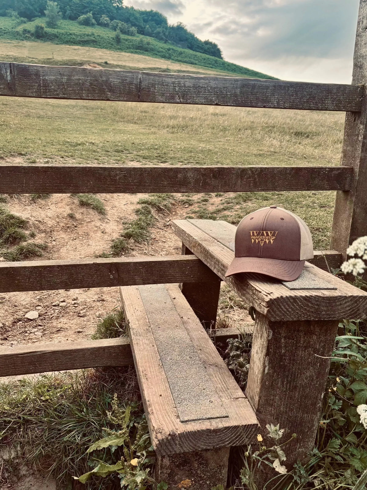 WanderWest Rusted Barn Trucker – Brown/Khaki