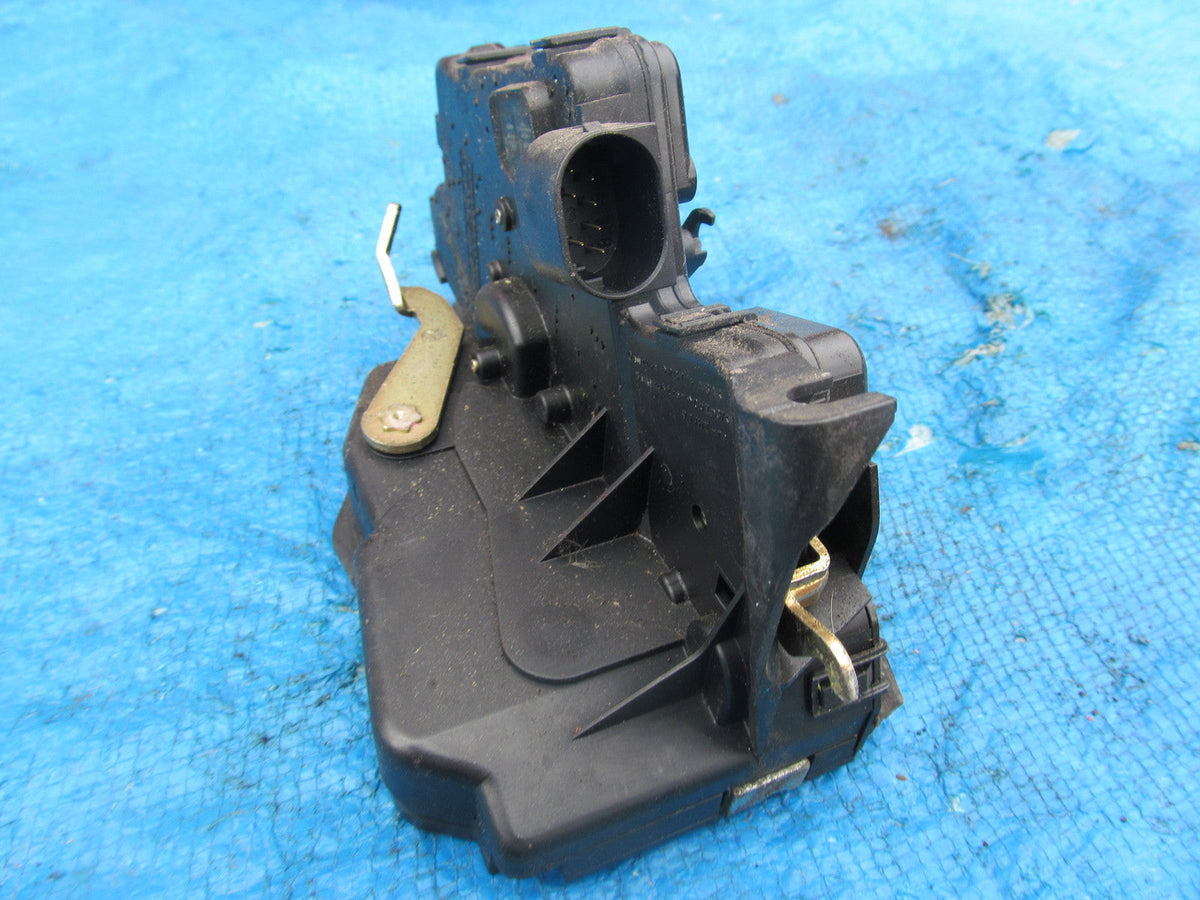 DOOR LOCK LATCH O/S DRIVER REAR from E46 BMW 328i SE SALOON
